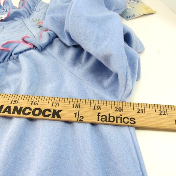 It's A Charm Cloud Fleece Women's Blue Embroidered Accent Night Gown Size M - Picture 6 of 9